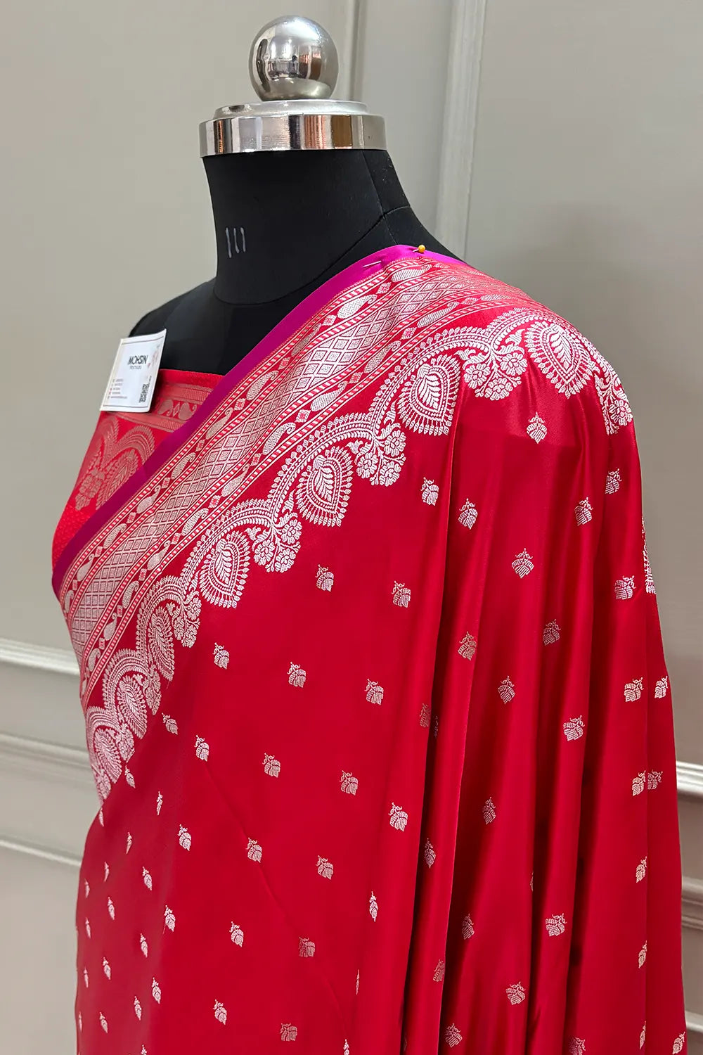 Red Jadi Buti Katan Silk Banarasi Saree