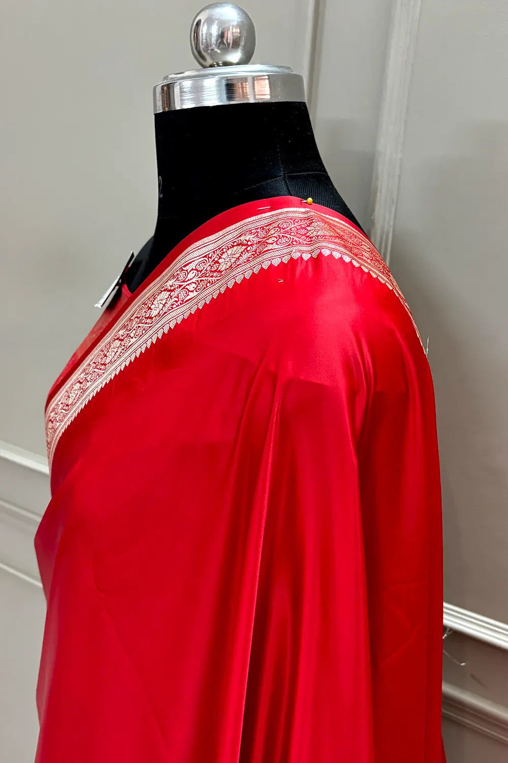 Red Plain Zari Border Katan Silk Banarasi Saree