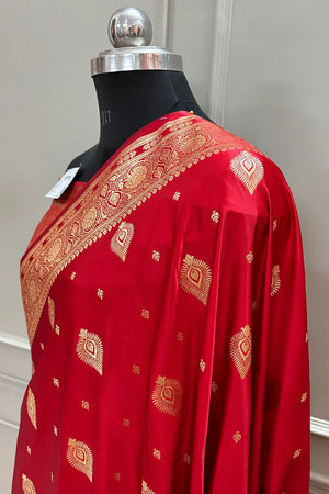Red Queen Buti Katan Silk Banarasi Saree