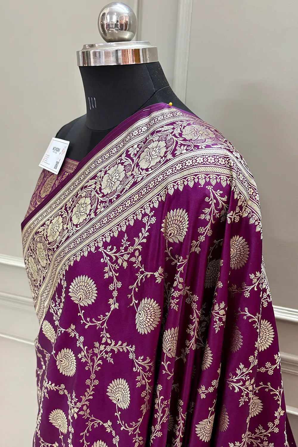 Magenta Pankhuri Jaal Katan Silk Banarasi Saree