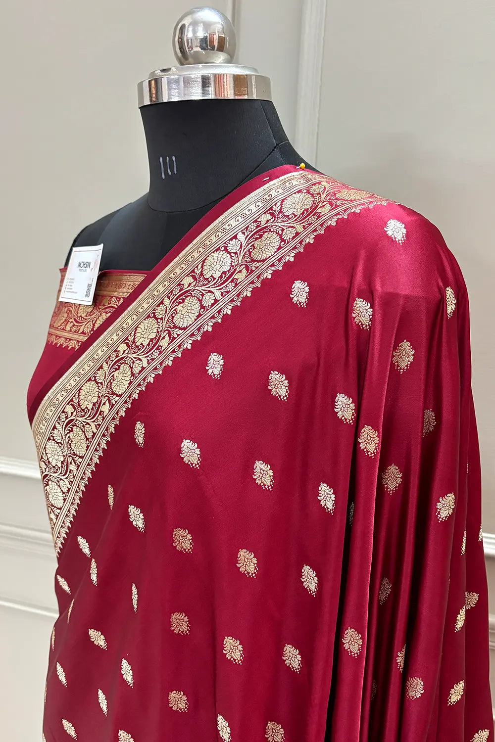 Maroon Flying Buti Katan Silk Banarasi Saree