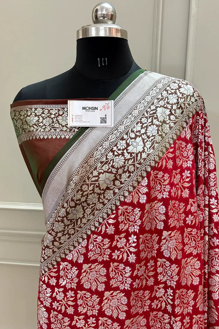 Red and Mehendi Temple Buta Katan Silk Banarasi Saree