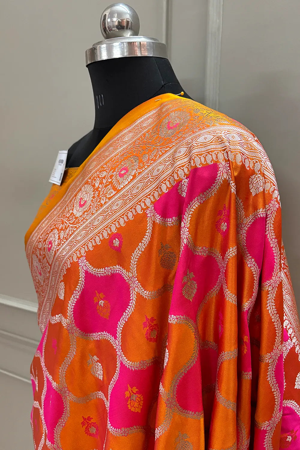 Peach Ghulam Buti Katan Silk Banarasi Saree