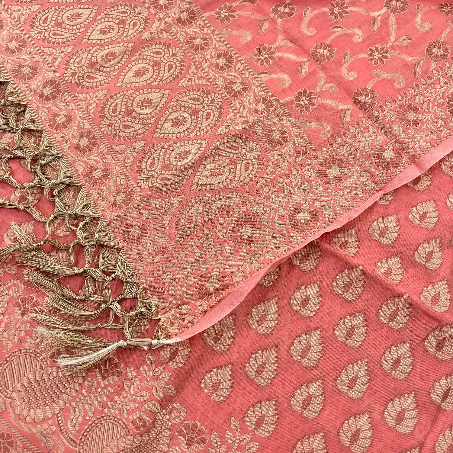 Peach Kacchi Carry Patta Cotton Silk Banarasi Suit