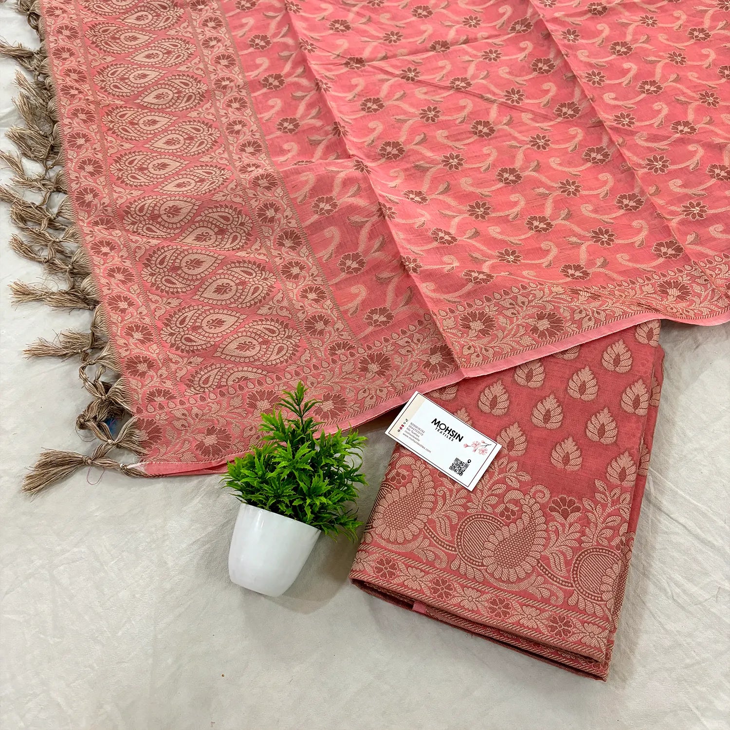 Peach Kacchi Carry Patta Cotton Silk Banarasi Suit
