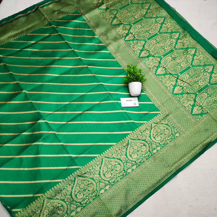 Green Resham Zari Banarasi Silk Saree