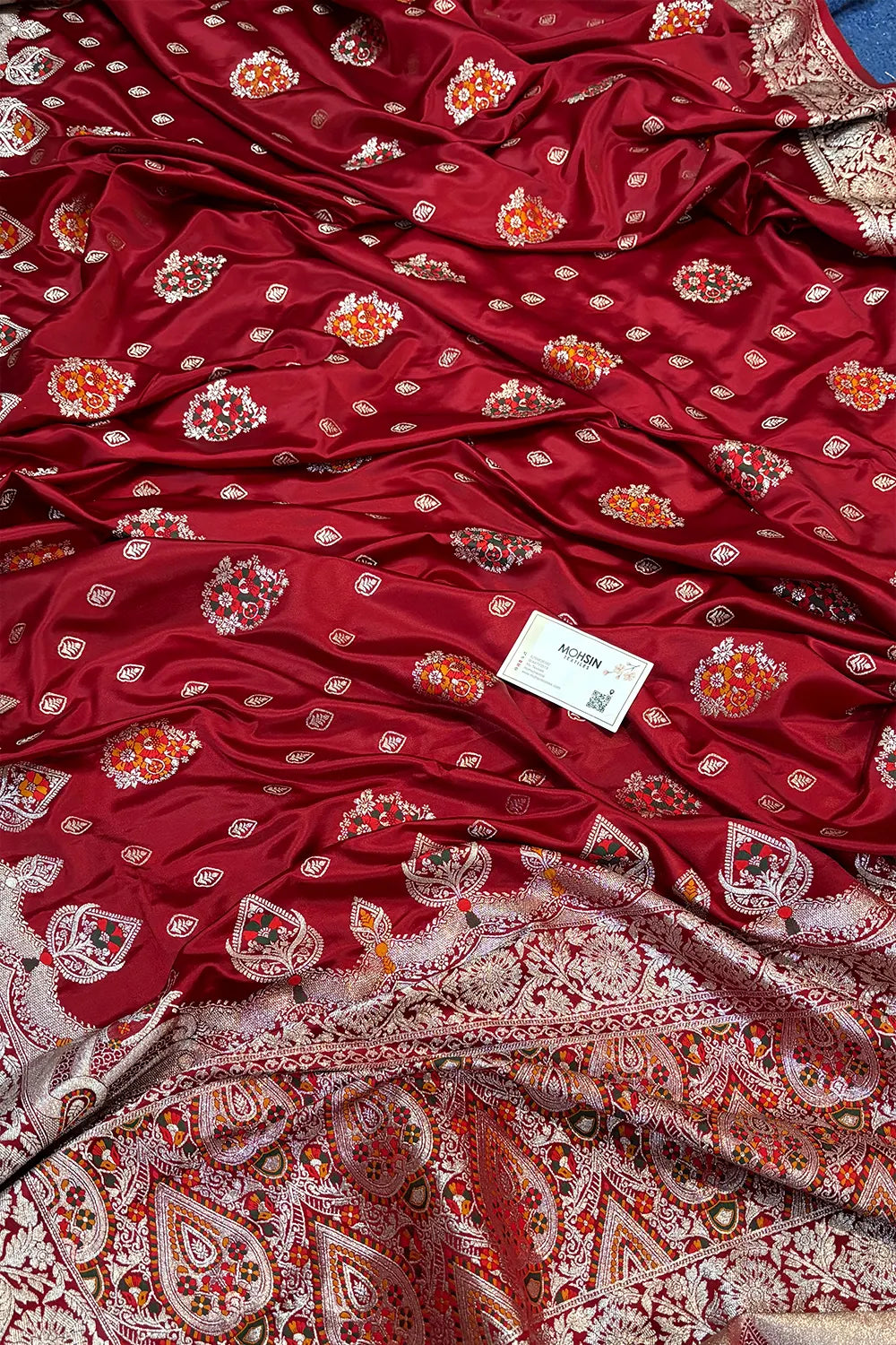 Maroon Pangi Buti Katan Silk Banarasi Saree