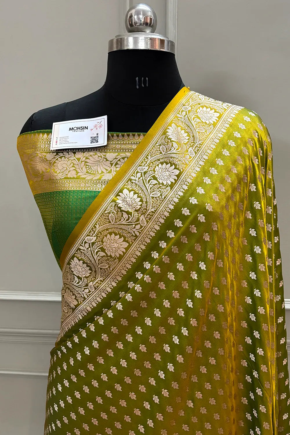 Mehendi Chunni Buti Katan Silk Banarasi Saree