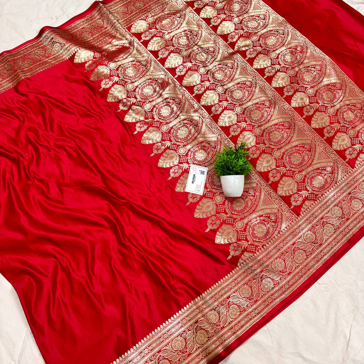 Red Plain Golden Zari Katan Silk Banarasi Saree