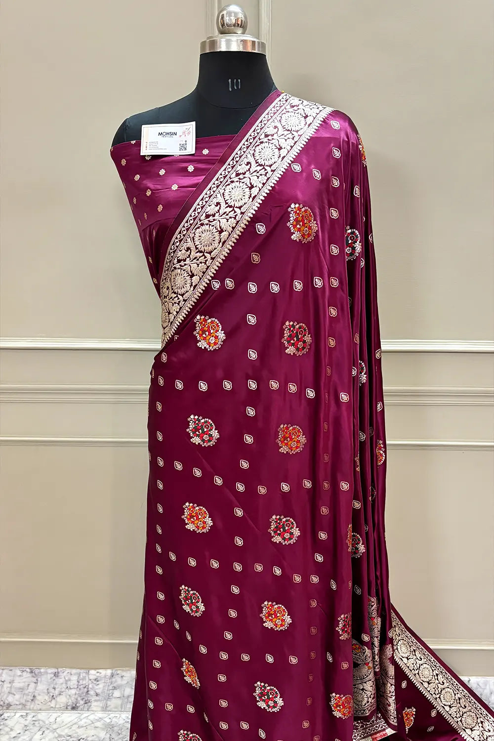 Wine Pangi Buti Katan Silk Banarasi Saree