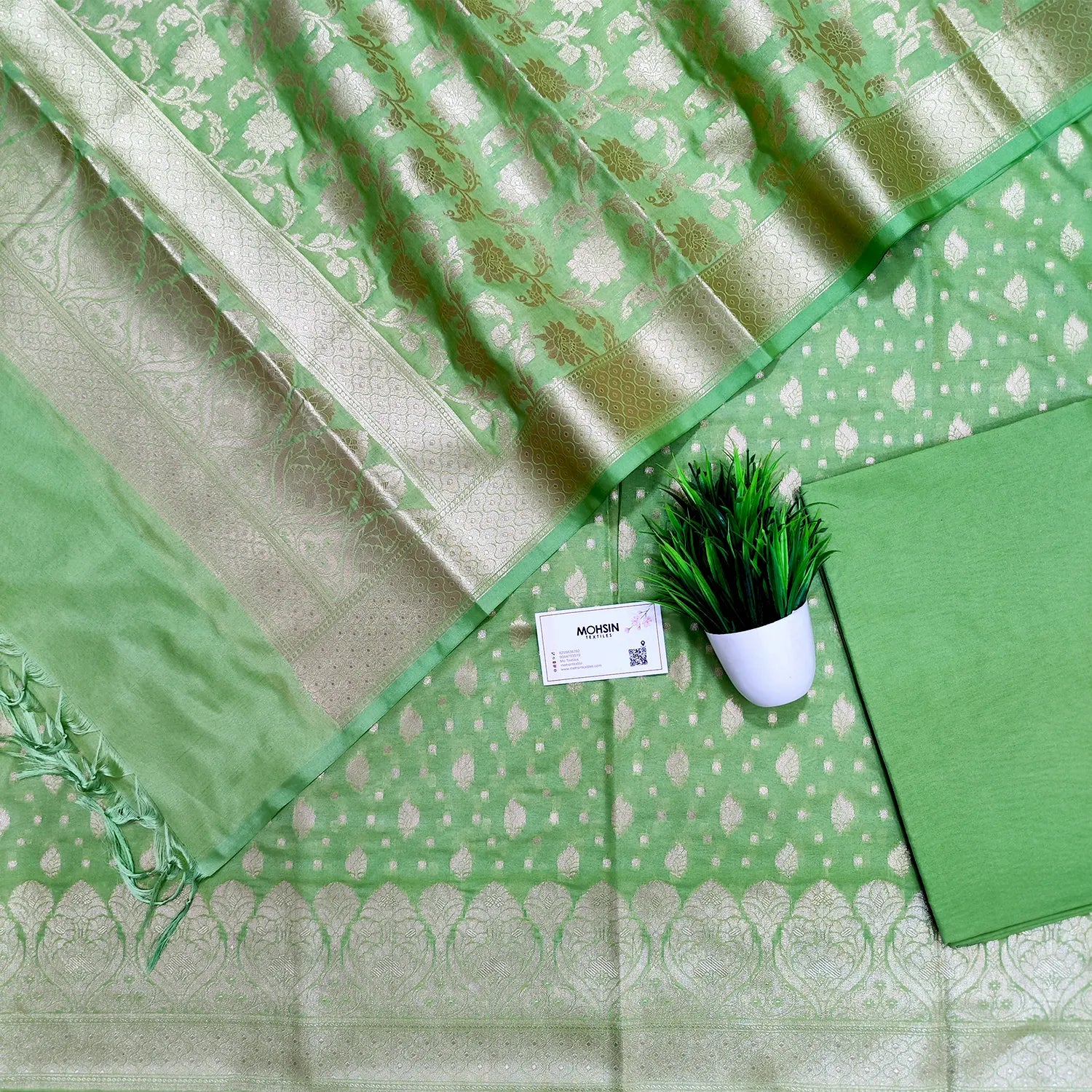 Pista Kalli Patta Katan Silk Banarasi Suit