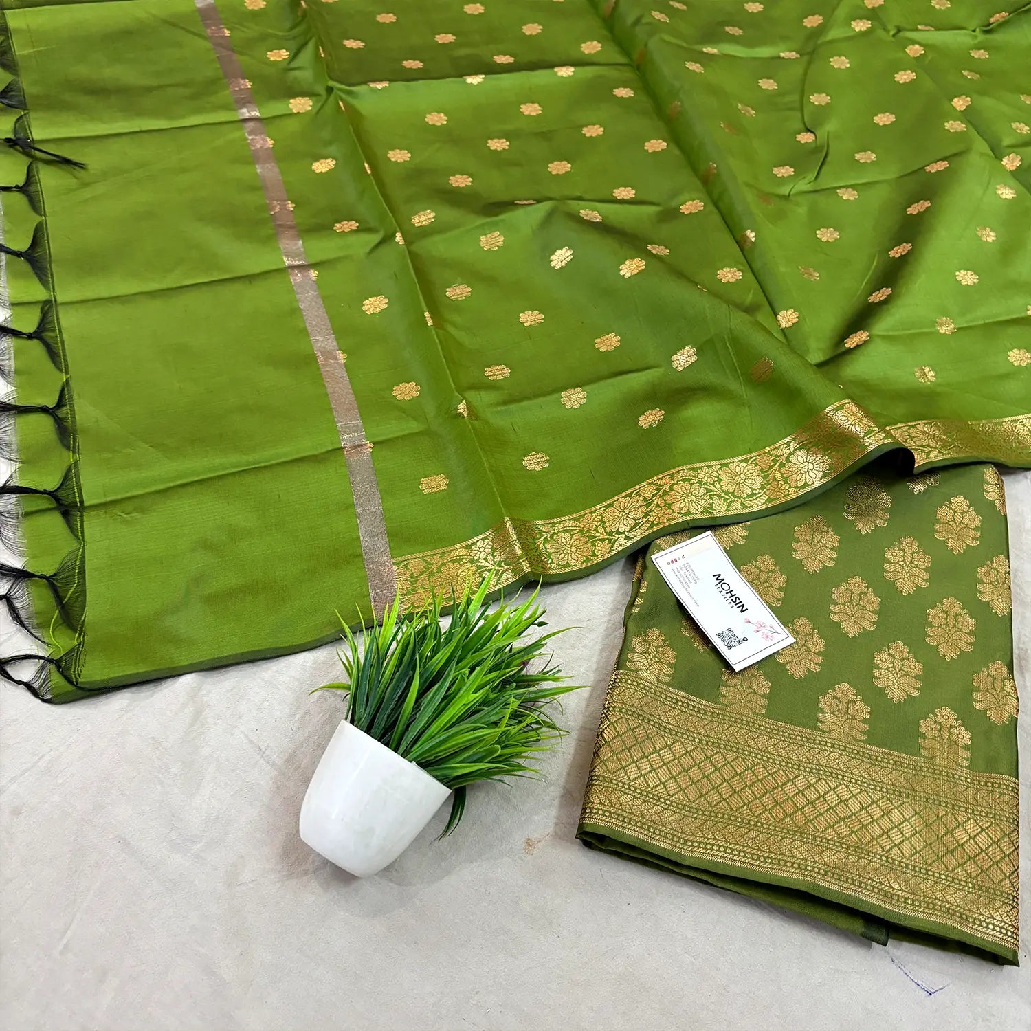 Mehendi Tri Phool Satin Silk Banarasi Suit