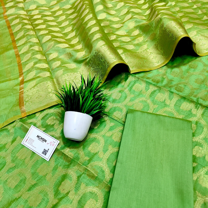 Pista Kalgha Jaal Banarasi Silk Suit