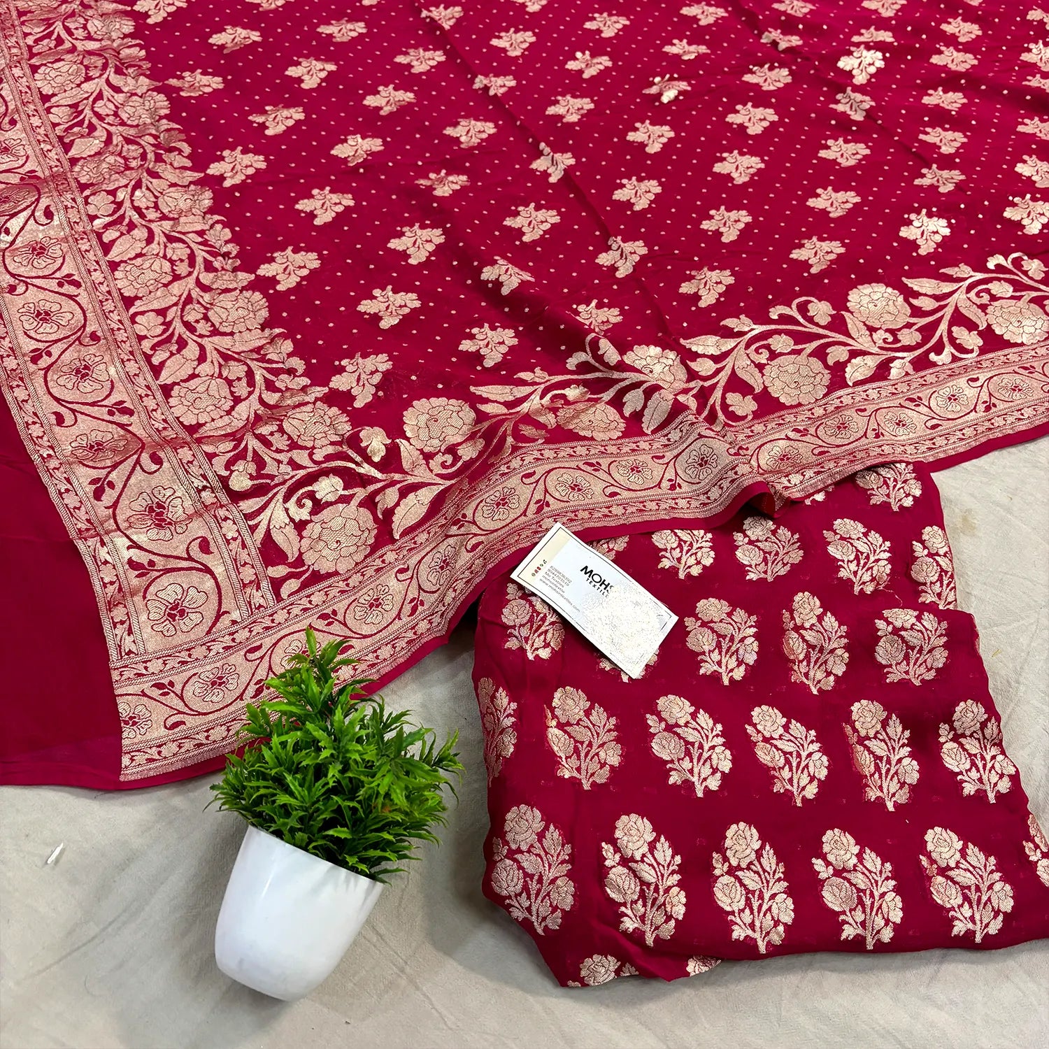 Pinkish Red Guldasta Pure Georgette Silk Banarasi Suit
