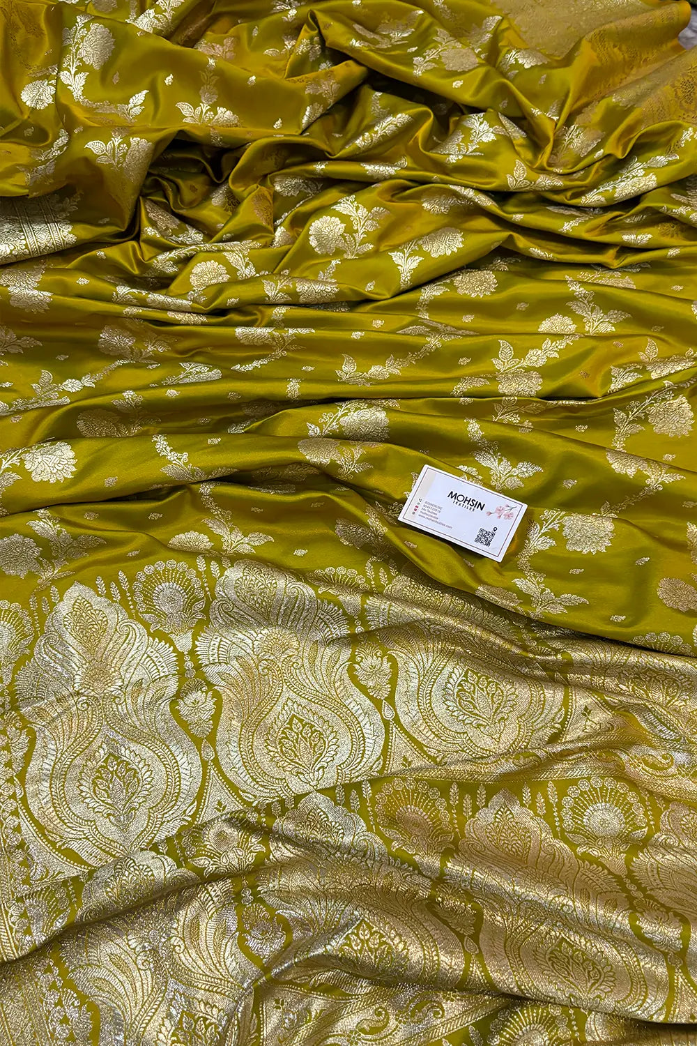 Pista Tirchi Daal Katan Silk Banarasi Saree