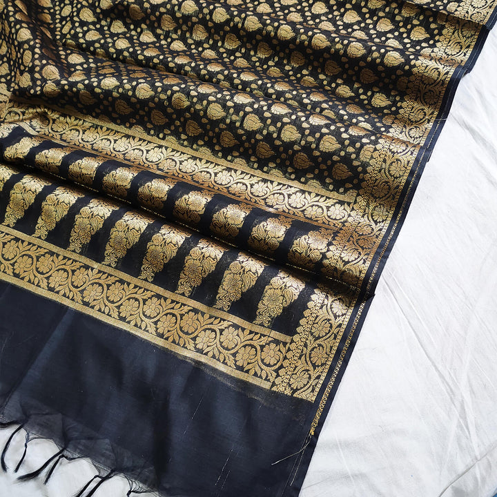Black Diya Pattern Banarasi Silk Dupatta