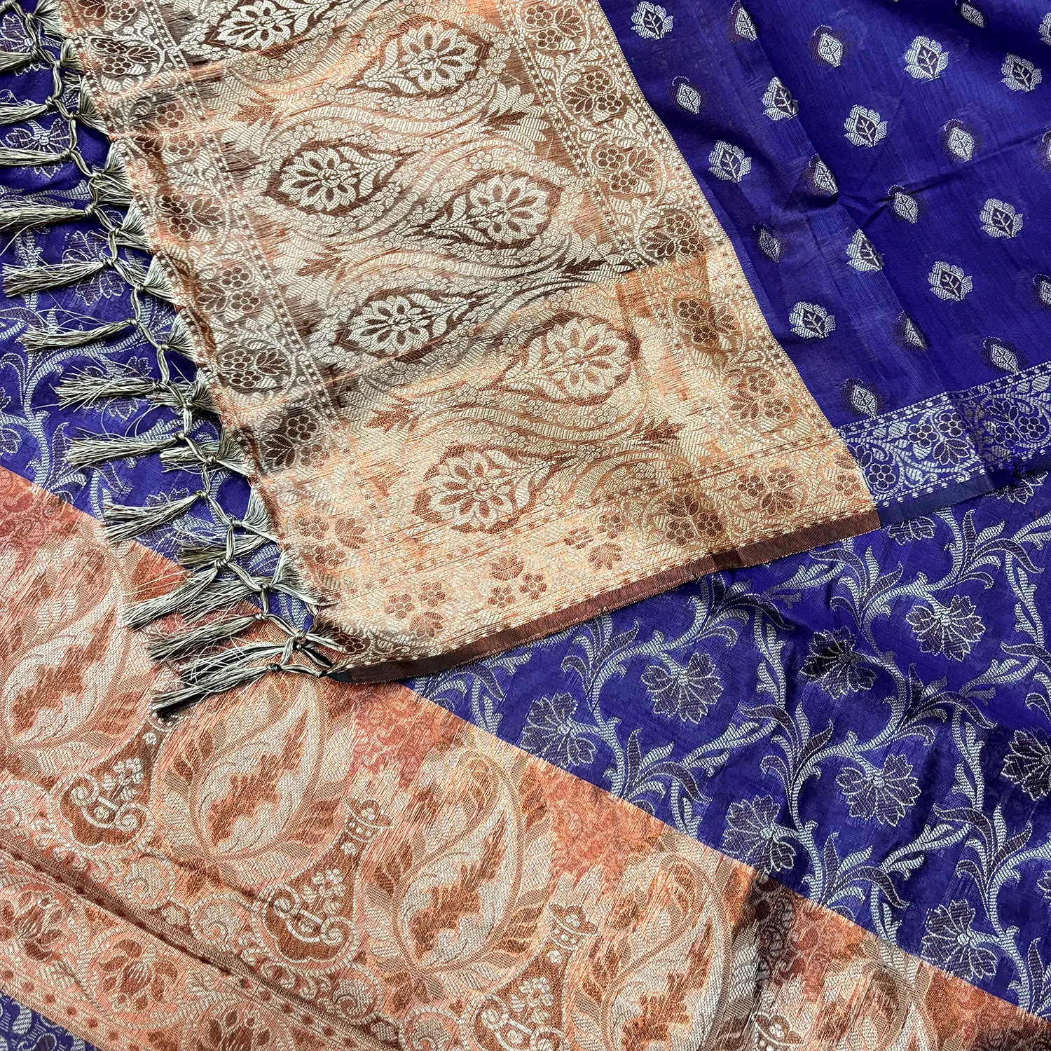 Auda and Gold Zari Border Cotton Silk Banarasi Suit