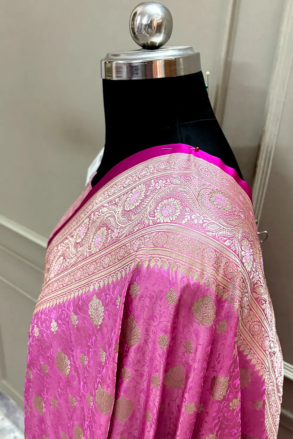 Baby Pink Chunni Munni Buti Katan Silk Banarasi Saree