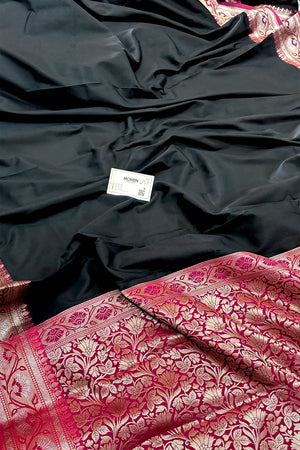 Black and Pink Plain Banarasi Silk Saree