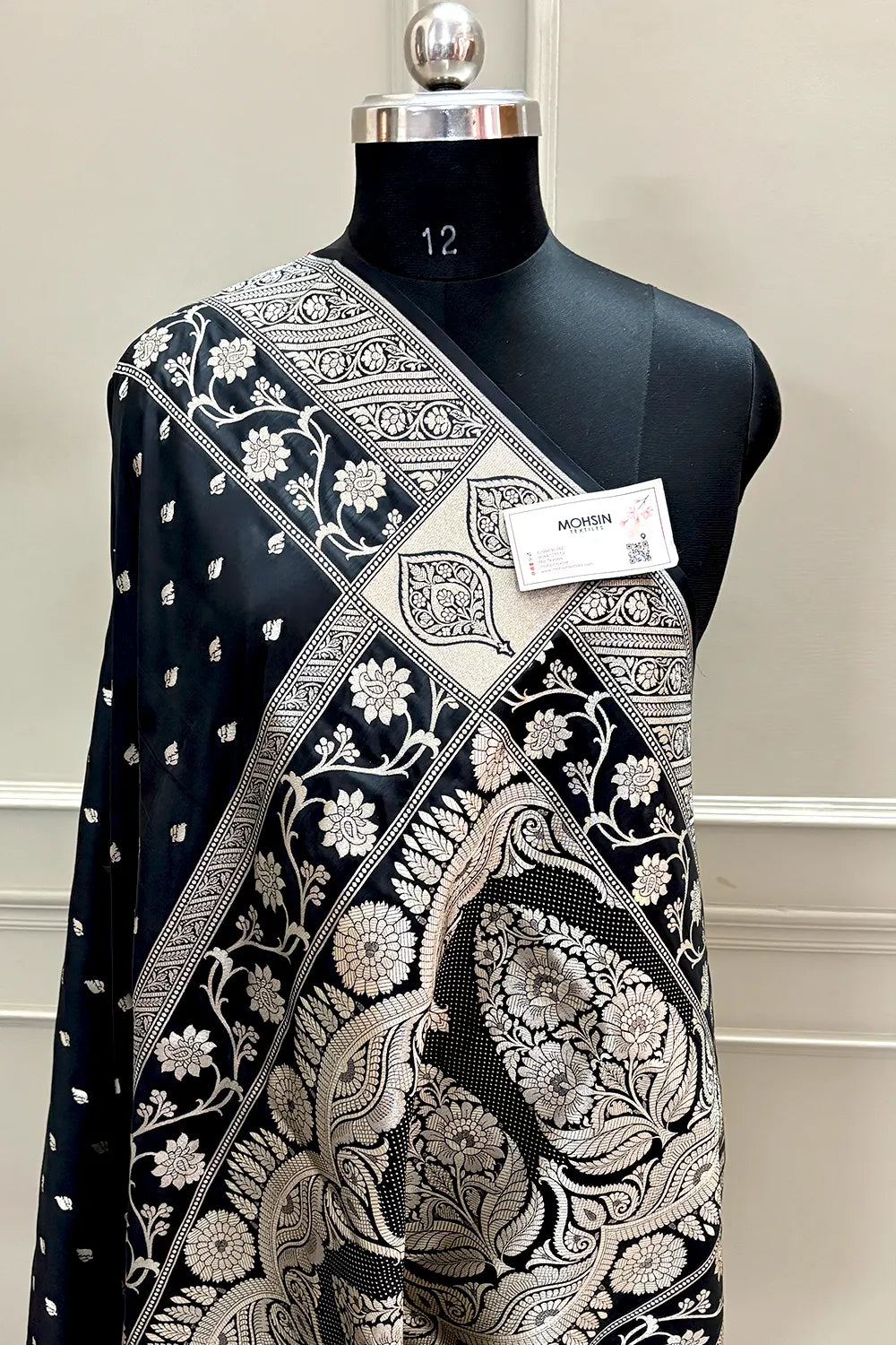 Black Mahinki Buti Katan Silk Banarasi Saree