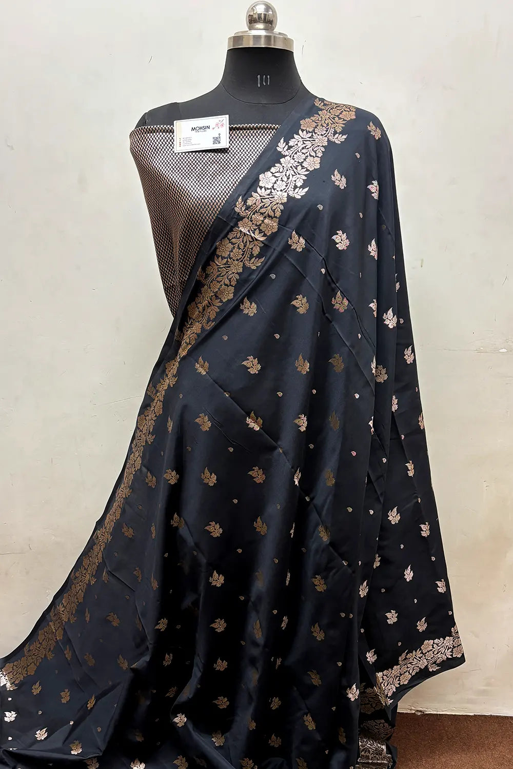 Black Zari Semi Katan Silk Banarasi Saree