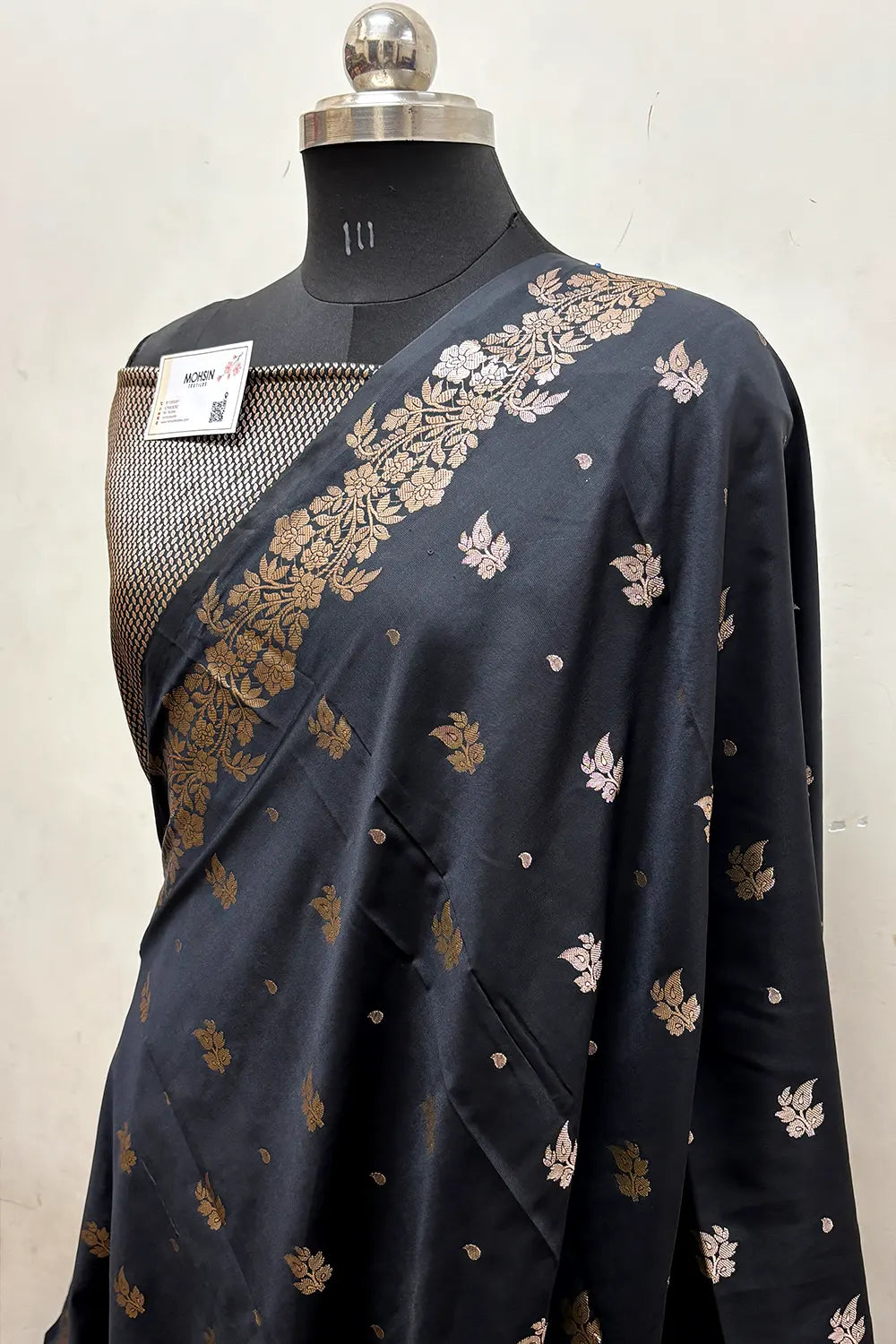 Black Zari Semi Katan Silk Banarasi Saree