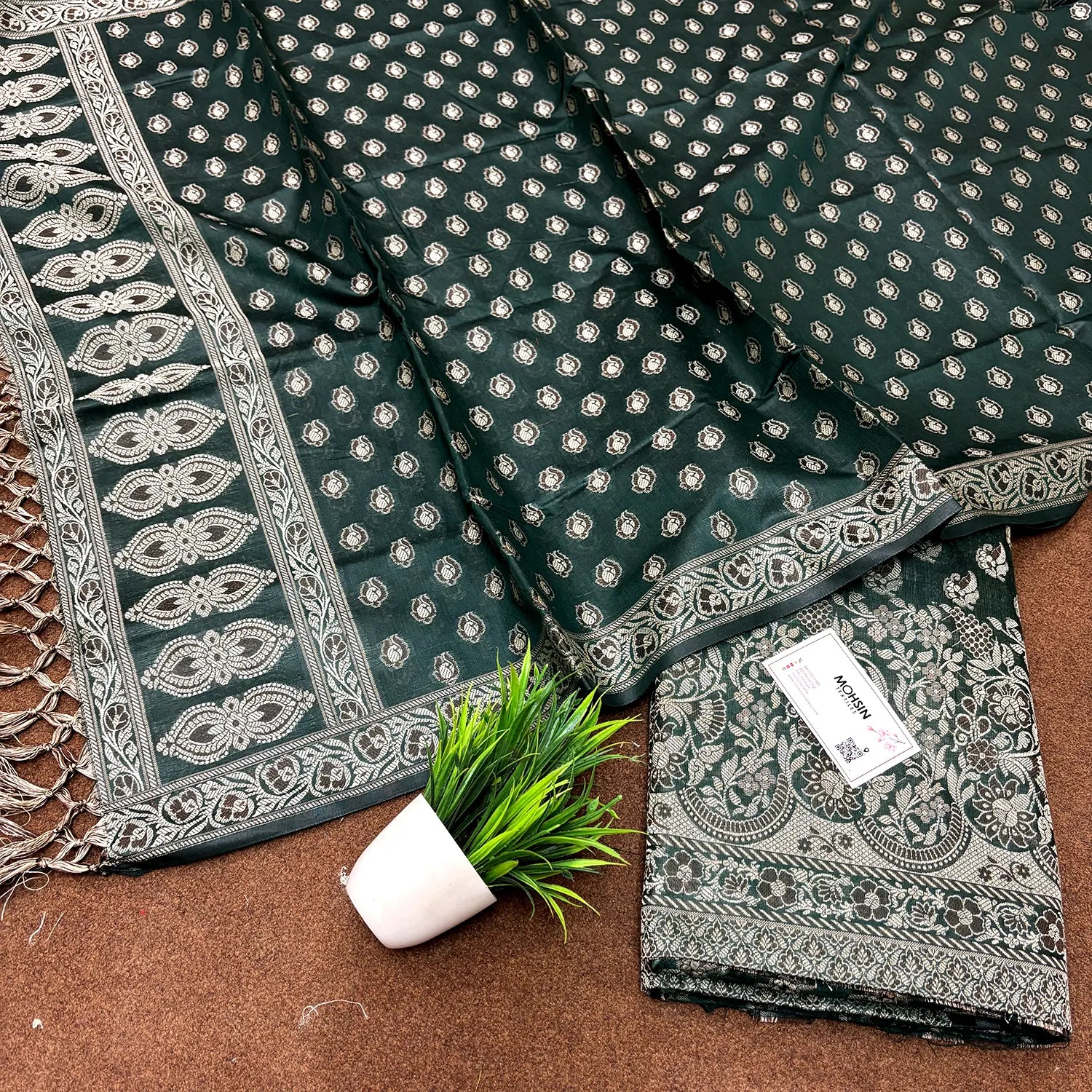 Bottle Green Angoori Kalli Cotton Silk Banarasi Suit