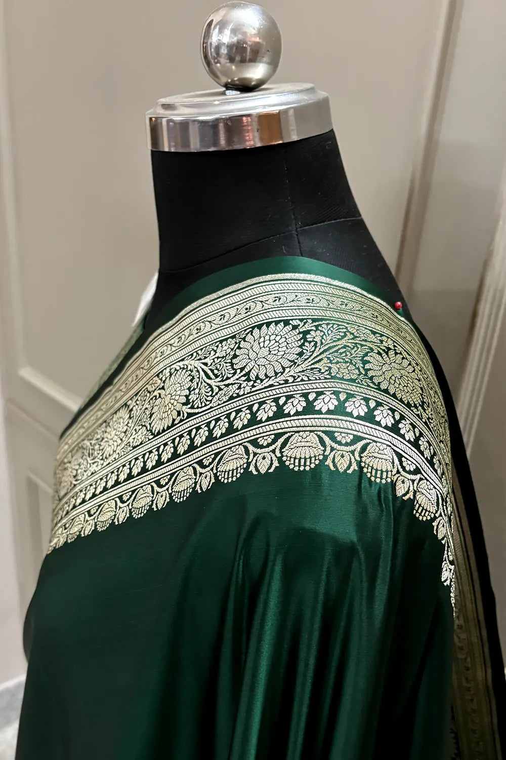 Bottle Green Plain Zari Katan Silk Banarasi Saree