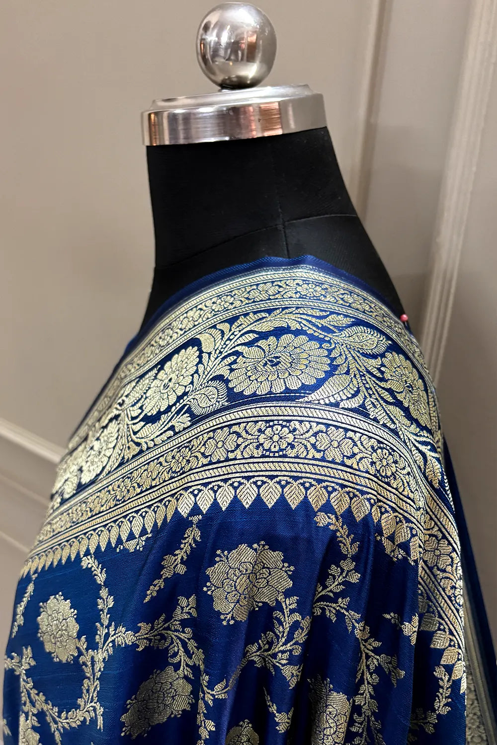 Dark Firozi Murmuri Jaal Katan Satin Silk Banarasi Saree