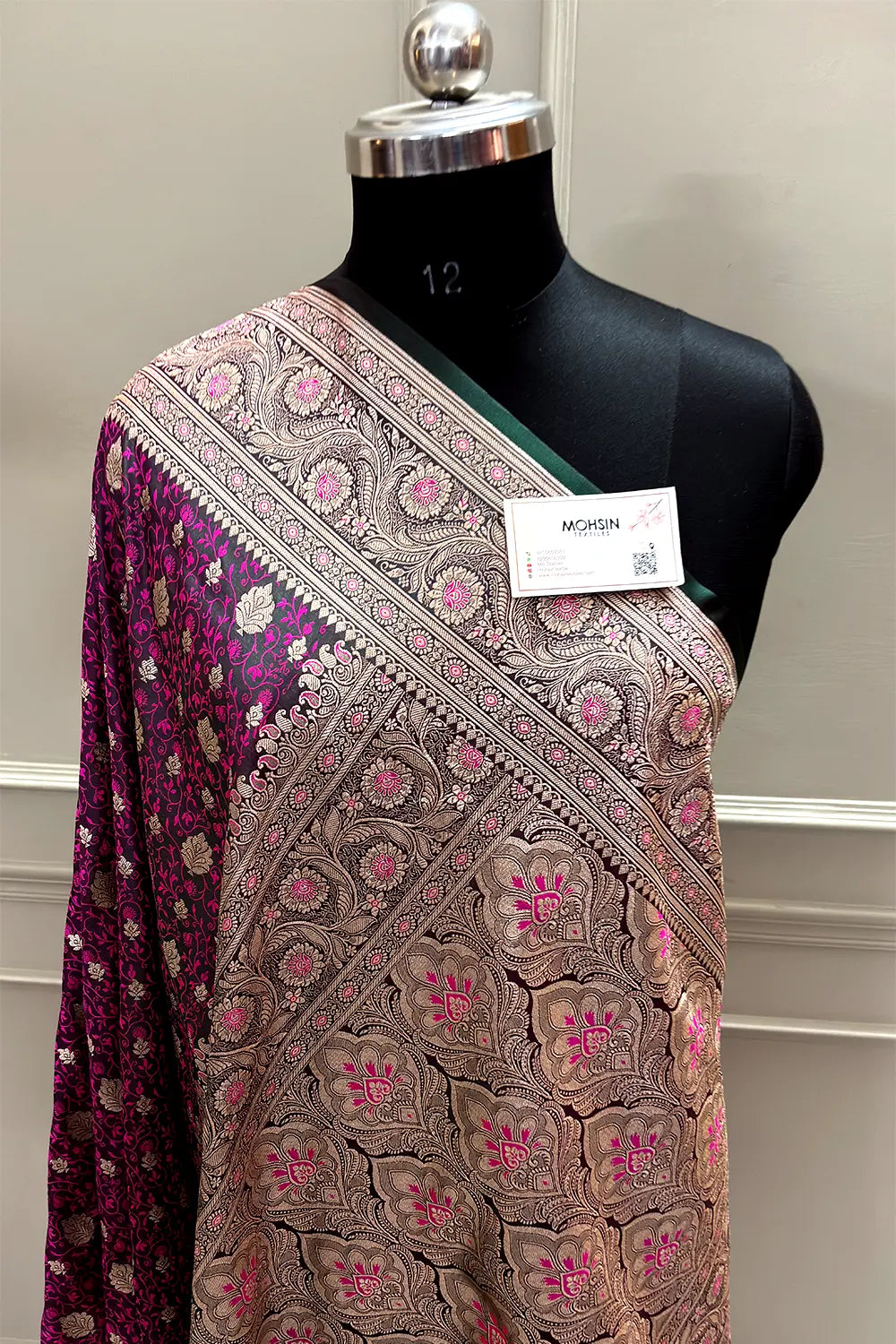 Dark Purple Chunni Munni Buti Katan Mashru Silk Banarasi Saree