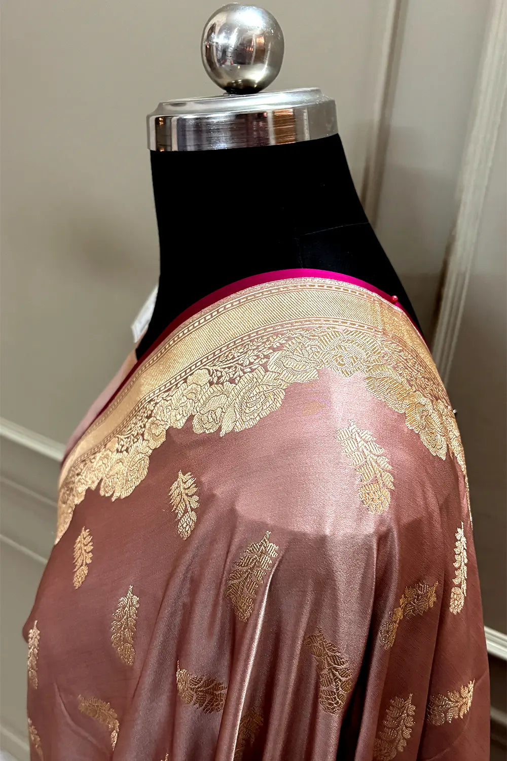 Dusty Peach Kanak Buti Katan Mashru Silk Banarasi Saree