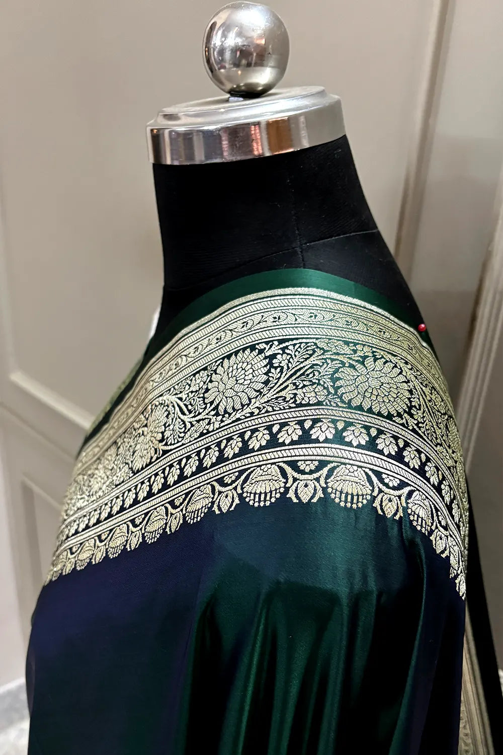 Emerald Green Plain Zari Katan Silk Banarasi Saree