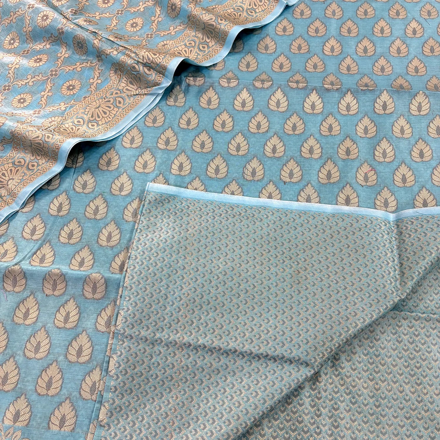 Firozi Kacchi Carry Patta Cotton Silk Banarasi Suit