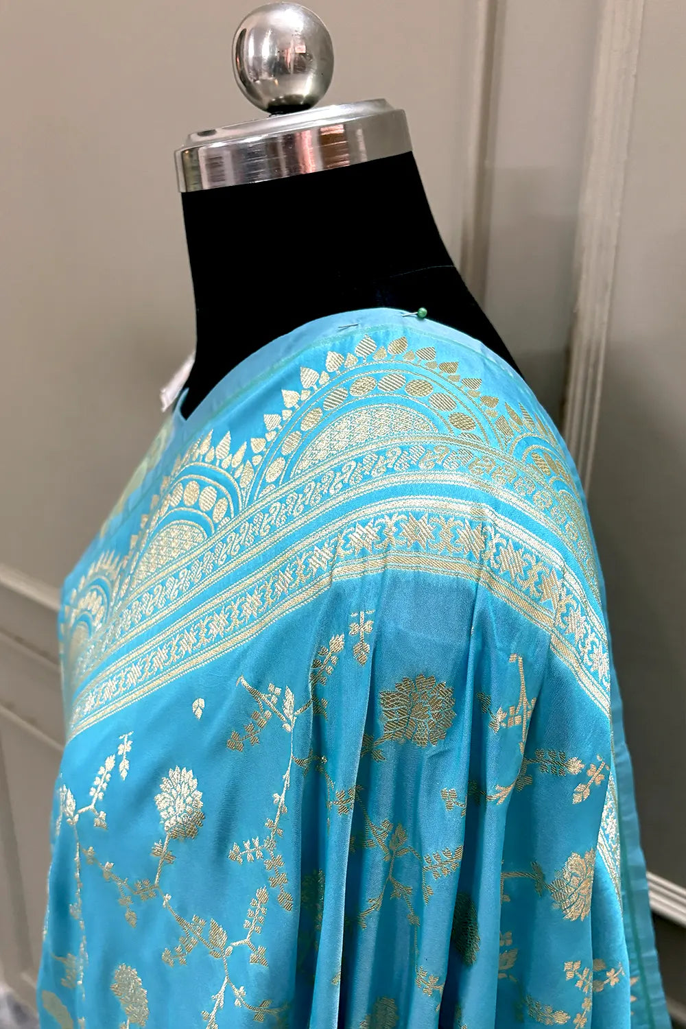 Firozi Quantum Jaal Katan Silk Banarasi Saree
