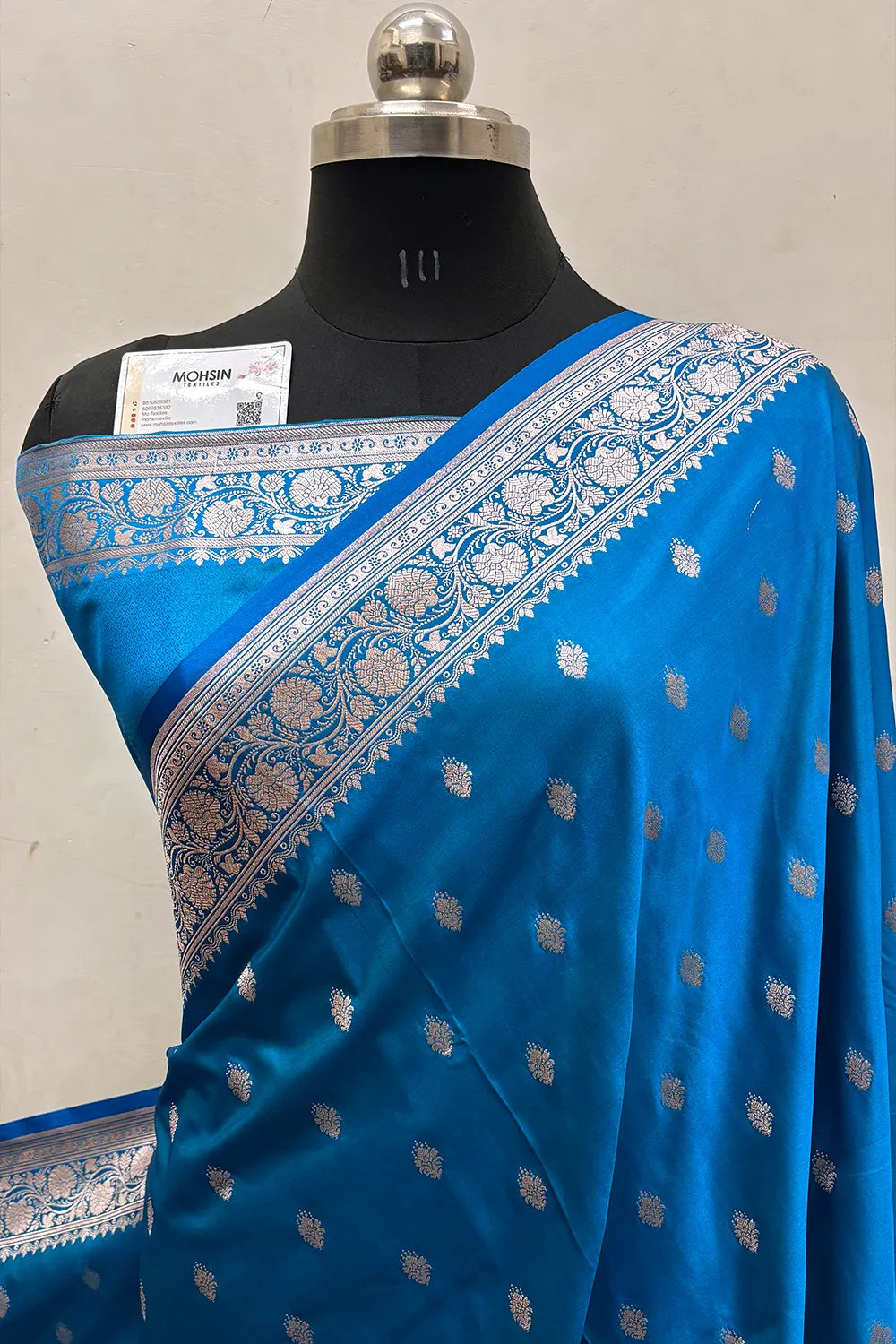 Firozi Teal Flying Buti Katan Silk Banarasi Saree
