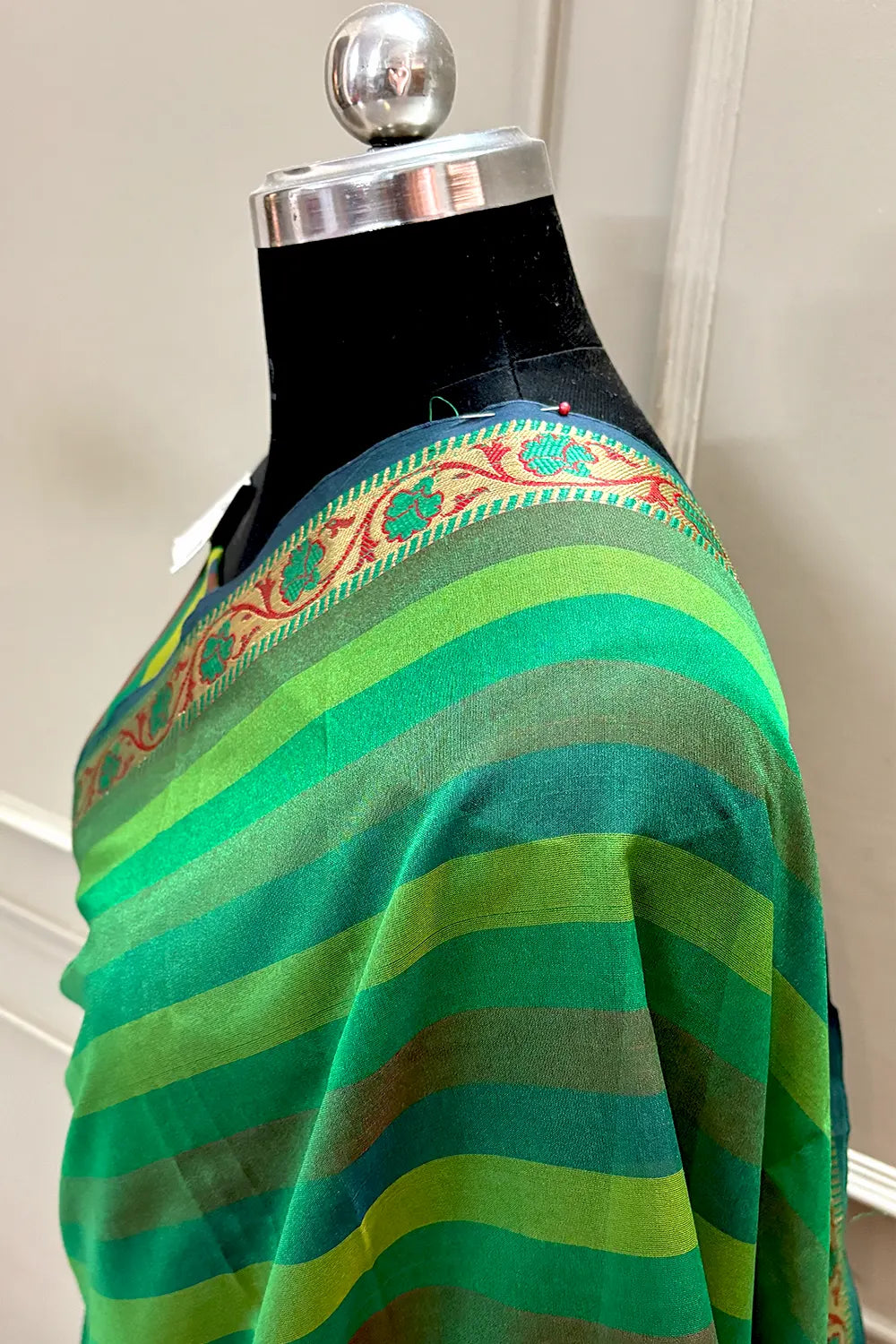 Green Plain Resham Silk Banarasi Saree