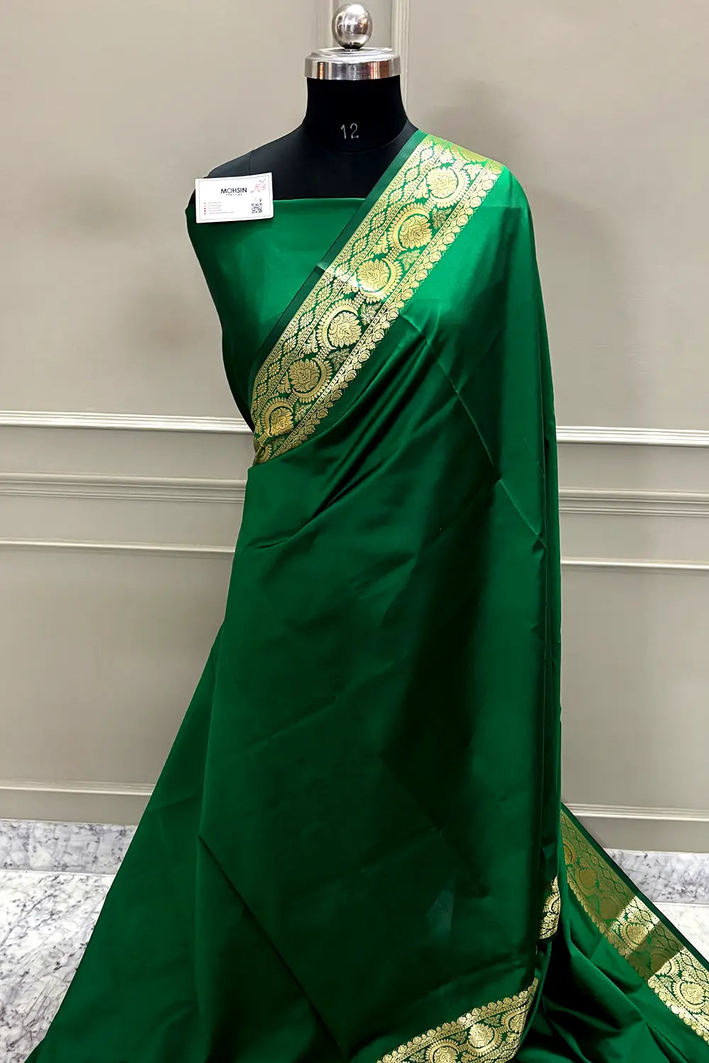 Green Plain Semi Katan Silk Banarasi Saree