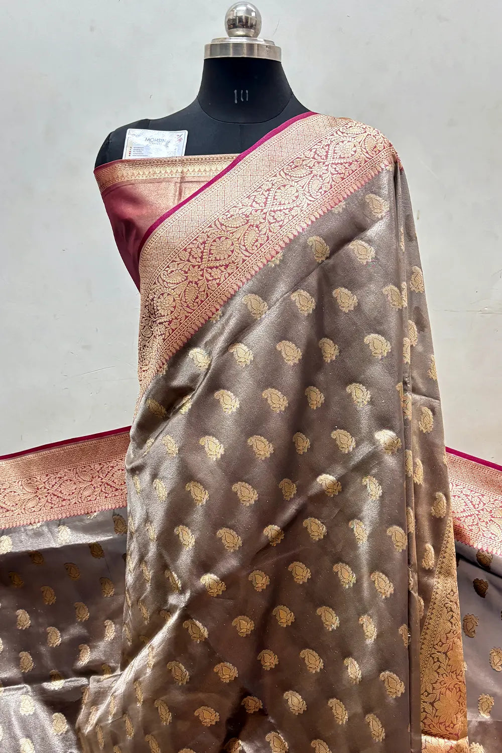 Grey and Onion Pink Tissue Silk Banarasi Saree