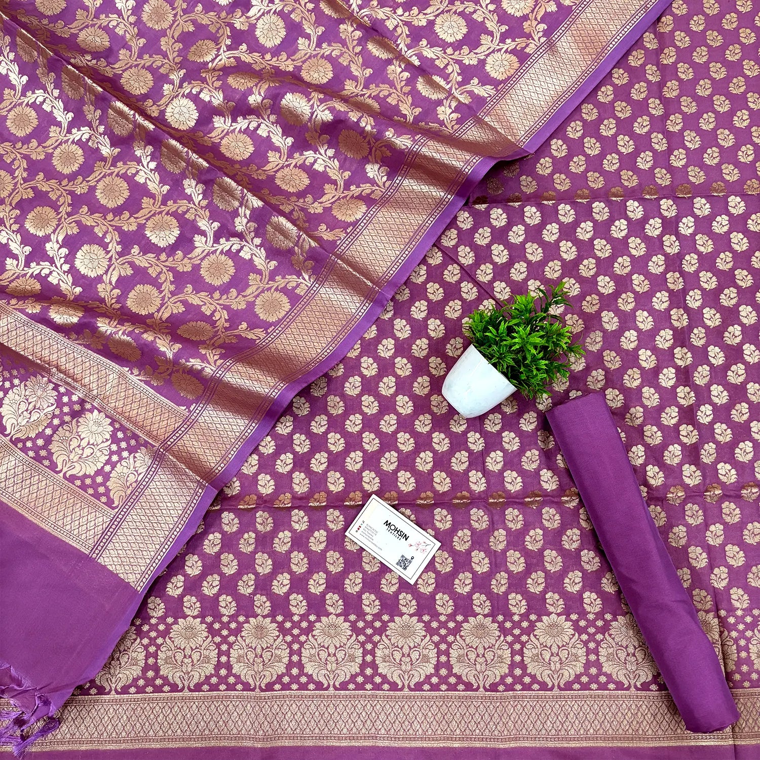 Lavender Guldaan Fool Katan Silk Banarasi Suit