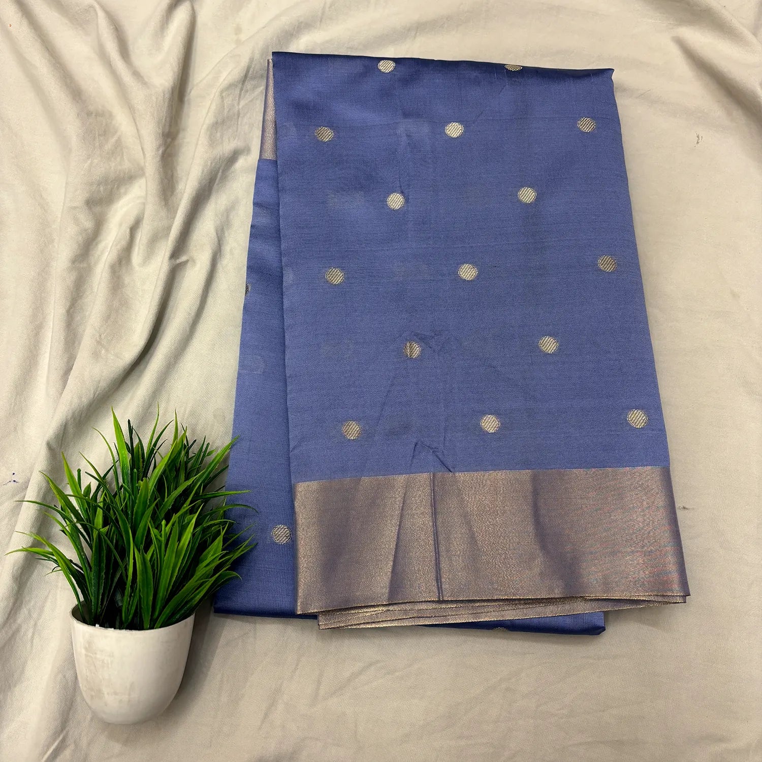 Lavender Zari Semi Katan Silk Banarasi Saree