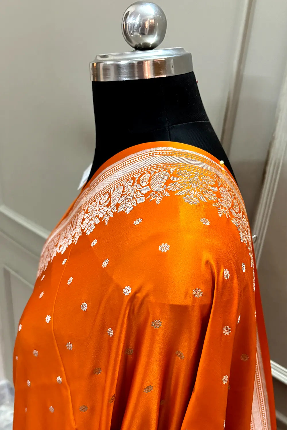 Light Orange Hawahawai Buti Katan Silk Banarasi Saree