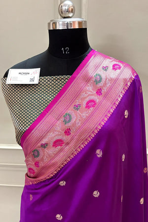 Magenta and Bottle Green Buti Banarasi Silk Saree