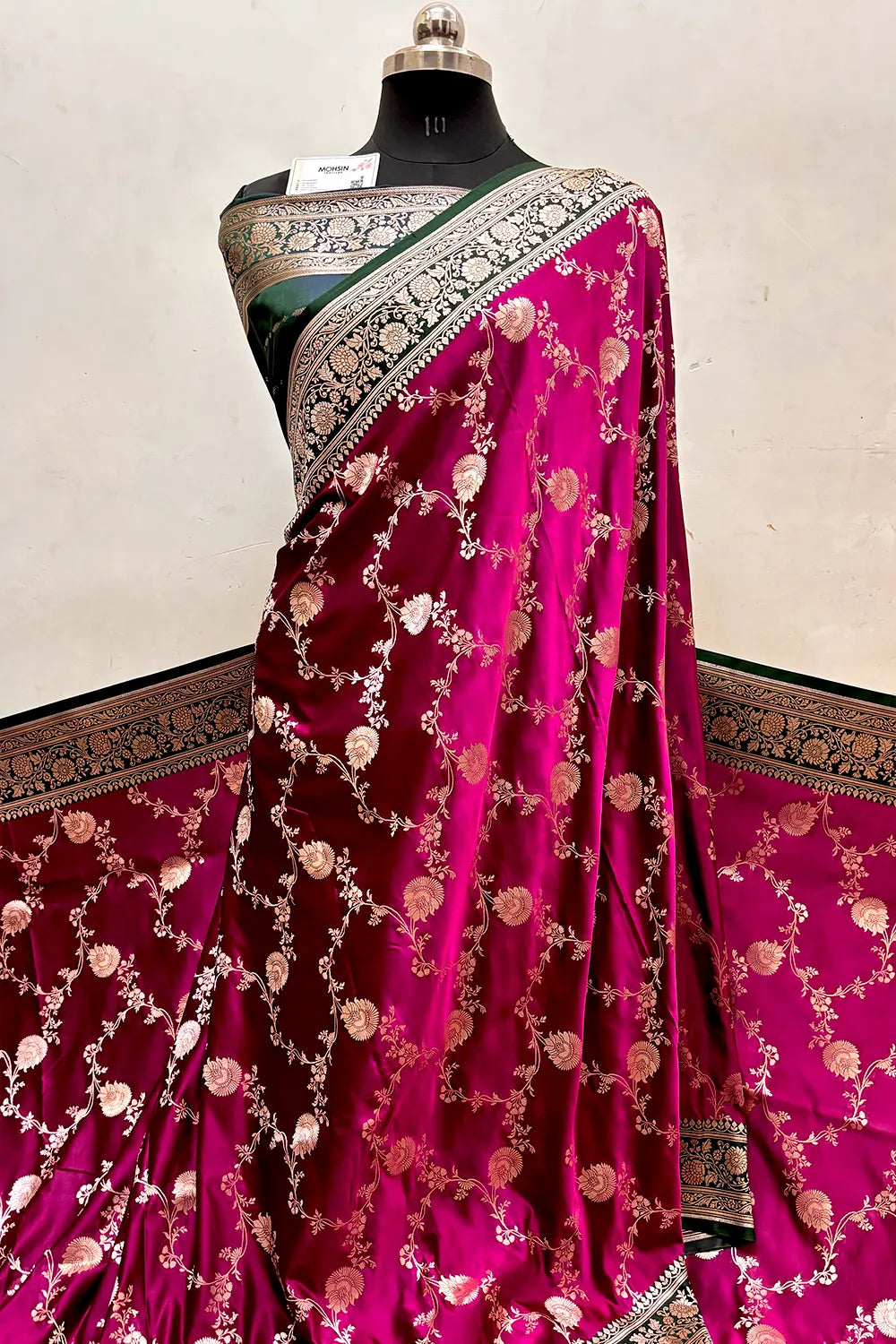 Magenta and Bottle Green Zari Katan Silk Banarasi Saree