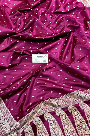 Magenta Chitrani Buti Katan Silk Banarasi Saree