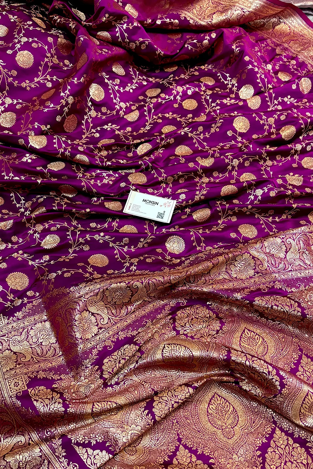 Magenta Churmuri Jaal Katan Silk Banarasi Saree