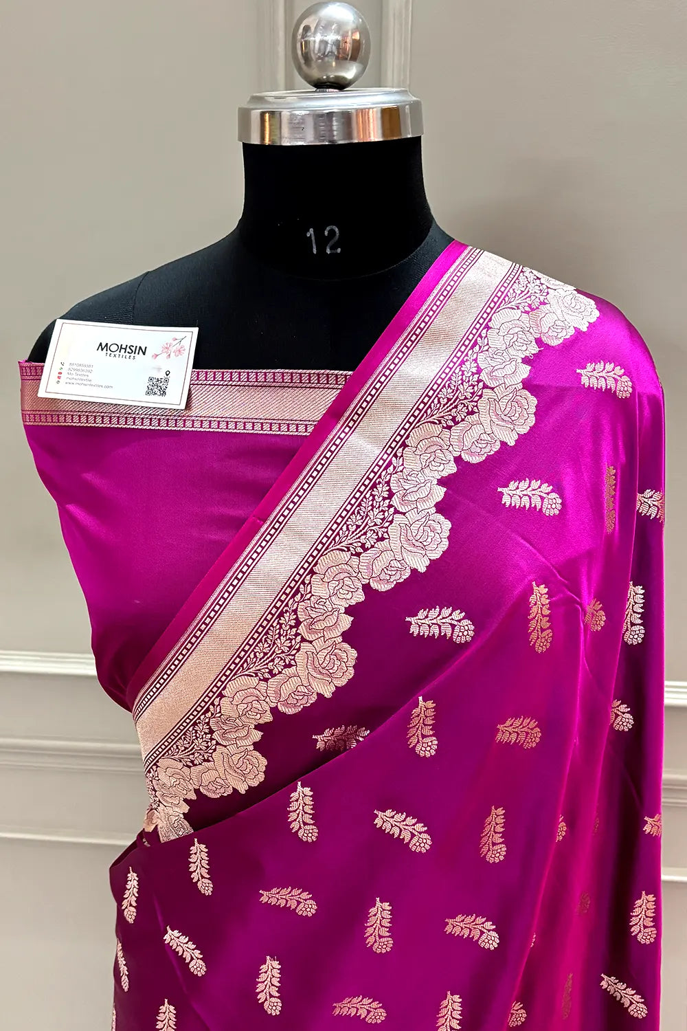 Magenta Kanak Buti Katan Silk Banarasi Saree
