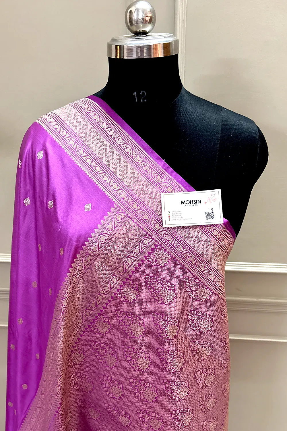 Magenta Wazir Buti Katan Silk Banarasi Saree