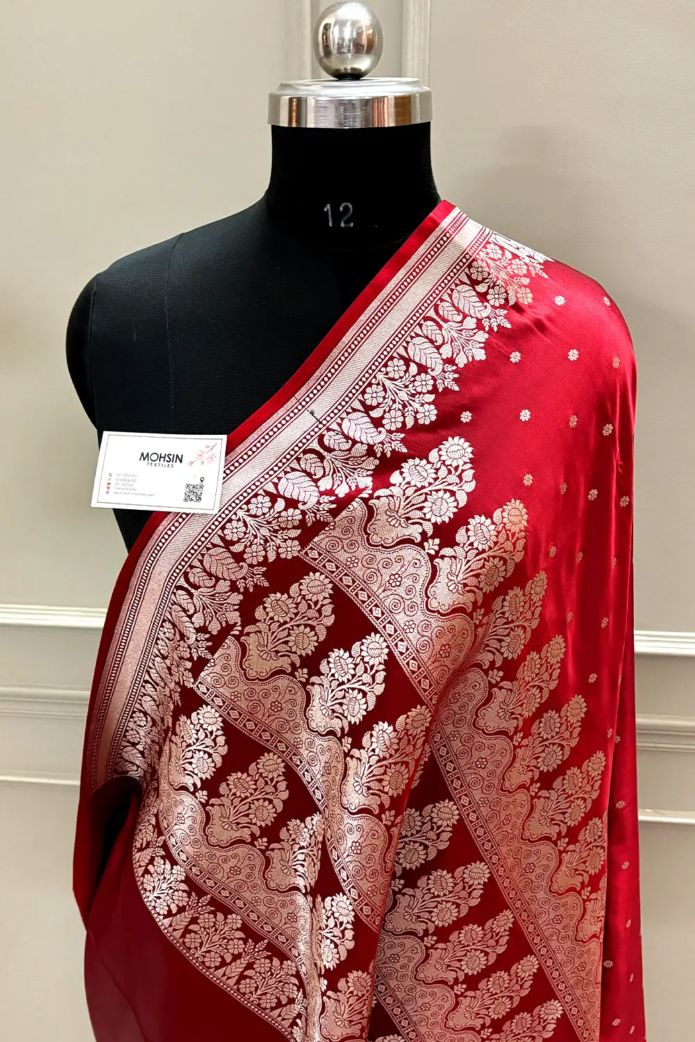 Maroon Hawahawai Buti Katan Silk Banarasi Saree