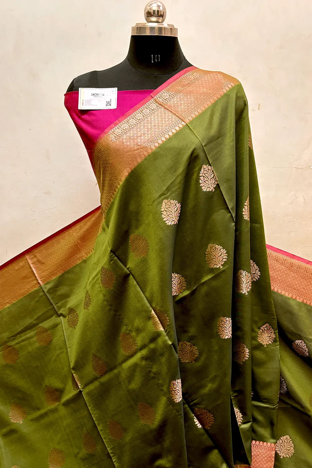 Mehendi and Pink Zari Semi Katan Silk Banarasi Saree