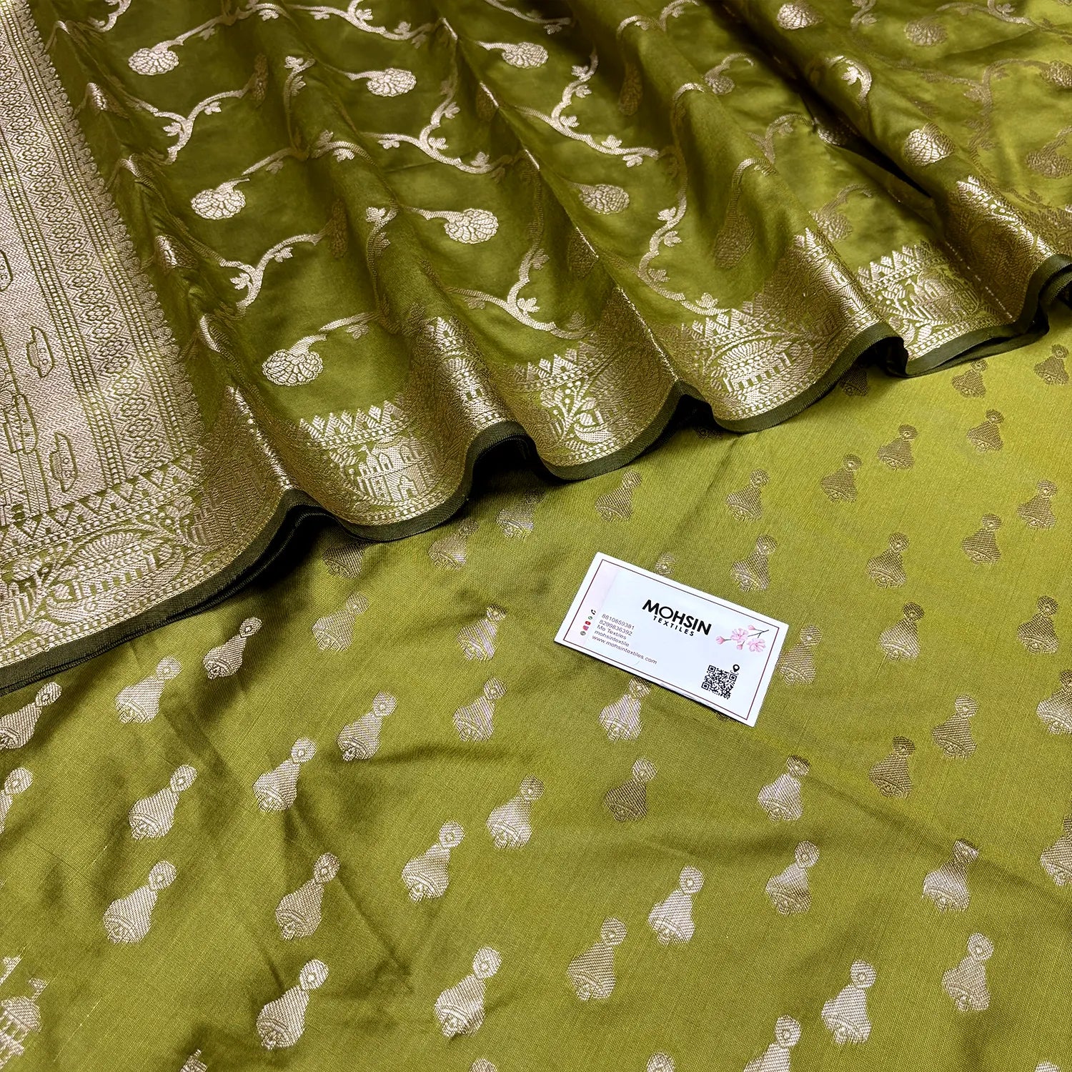 Mehendi Assi Ghat Aarti Semi Katan Silk Banarasi Suit